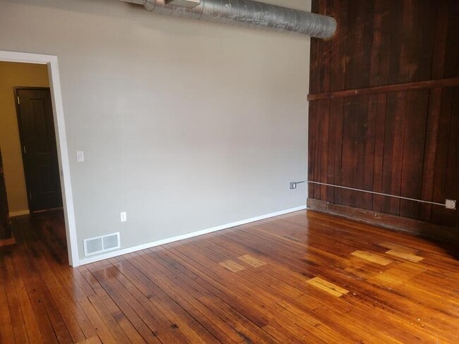 Photo - 116 N 5th St Unit 309