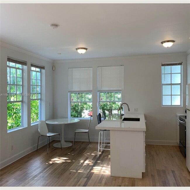 Photo - 4349 Sheridan Ave Unit 1