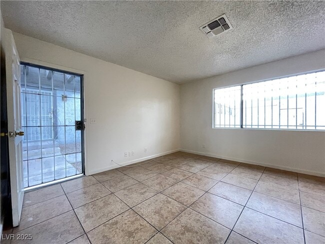 Photo - 4007 Danford Pl