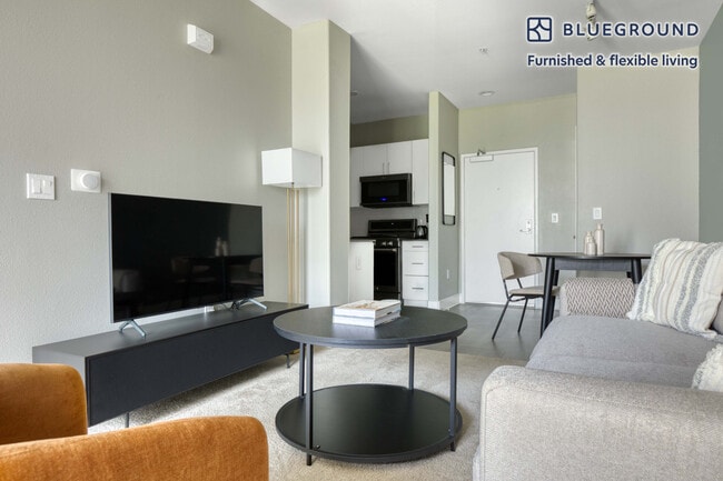 Photo - 5535 Westlawn Ave Unidad SI FL3-ID929