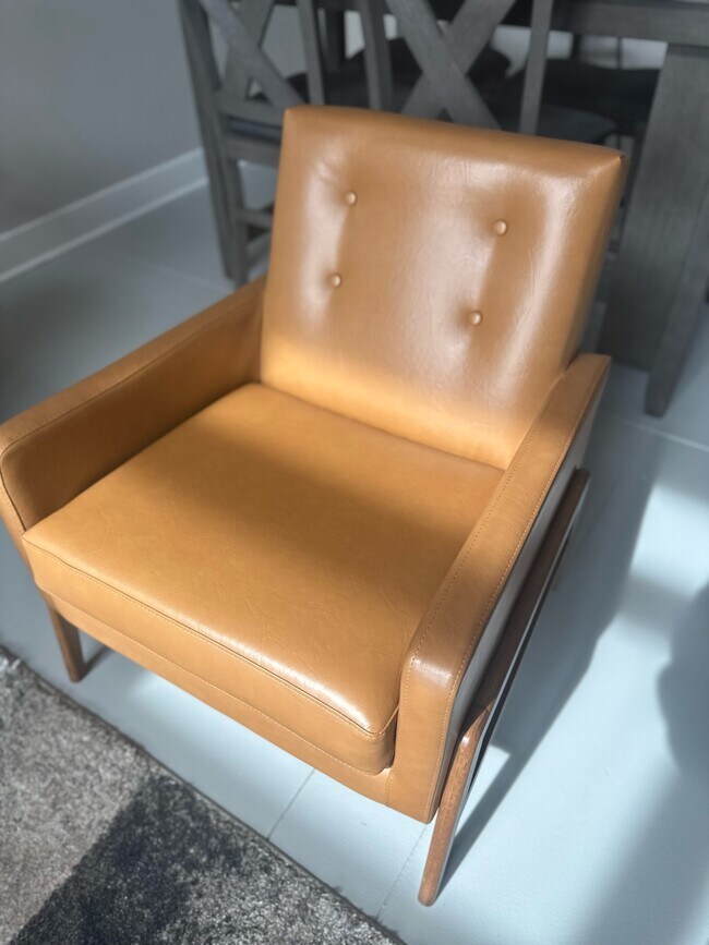 Photo - 900 W Trade St Unidad 306