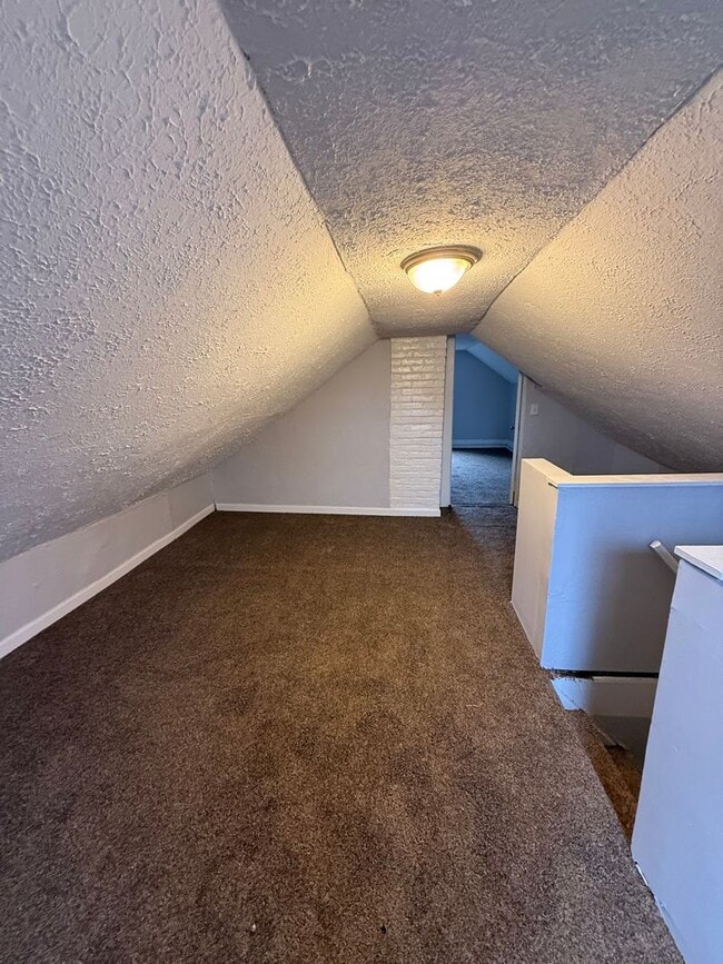 Photo - 3bd Single Broadway/Harvard Vouchers Only