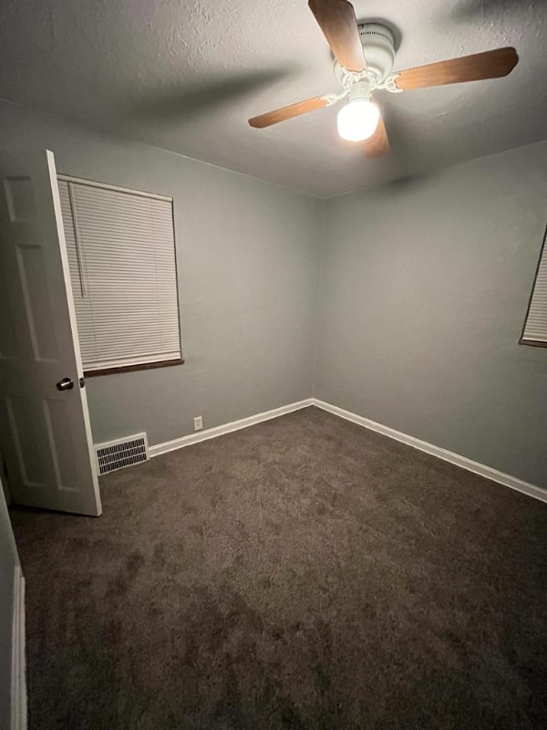 Photo - 20900 Crystal Ave