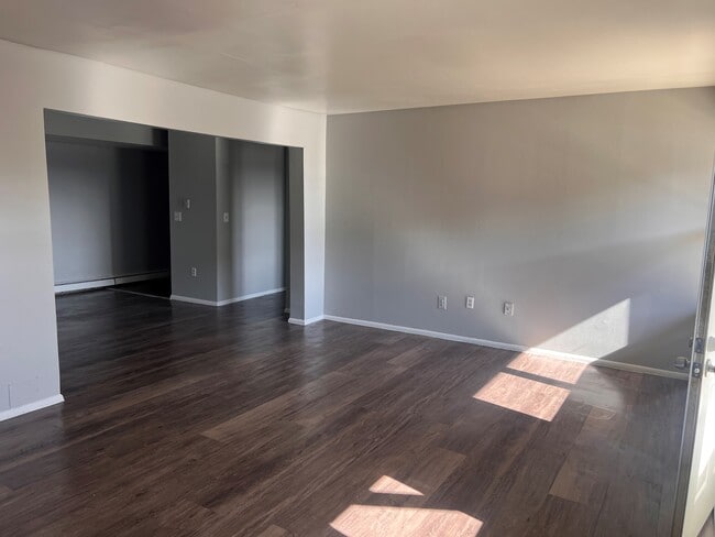 Photo - Crestwood Apartments