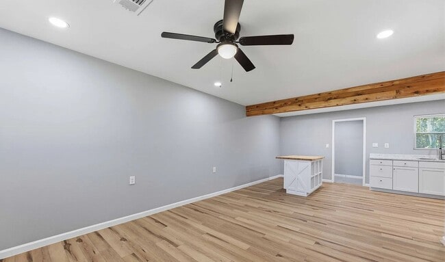 Photo - 1501 18th Ave