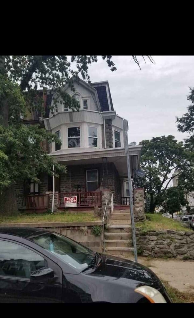 Building Photo - 4901 Knox St Unit Knox Street germantown