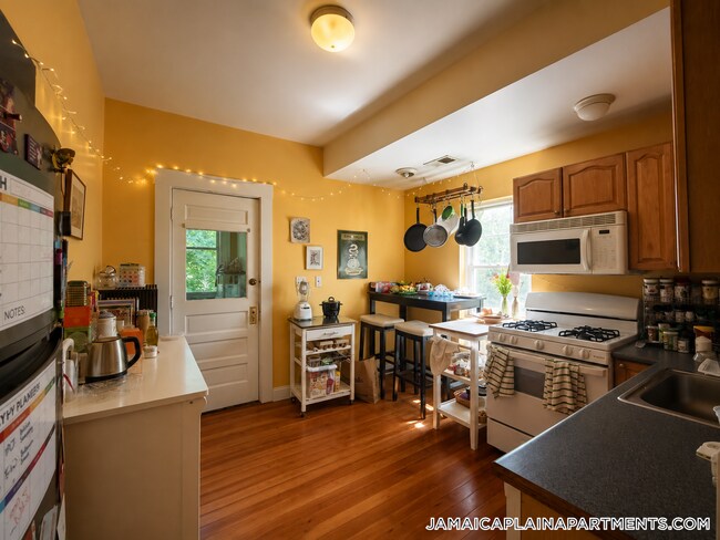 Photo - 58 Brookside Ave Unit 3