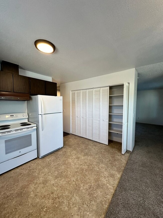 Photo - 939 N Baker Ave Unit #03