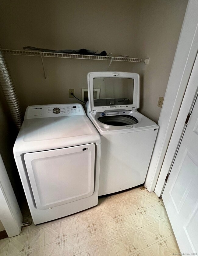 Photo - 24 Mortson St