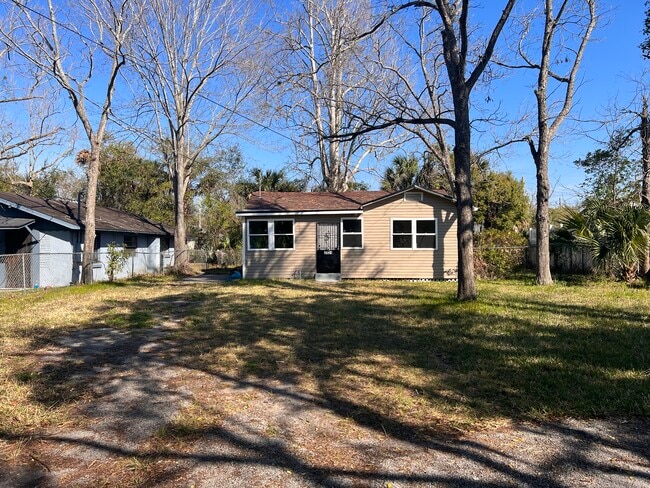 House from middle of front yard - 2821 W 11th St