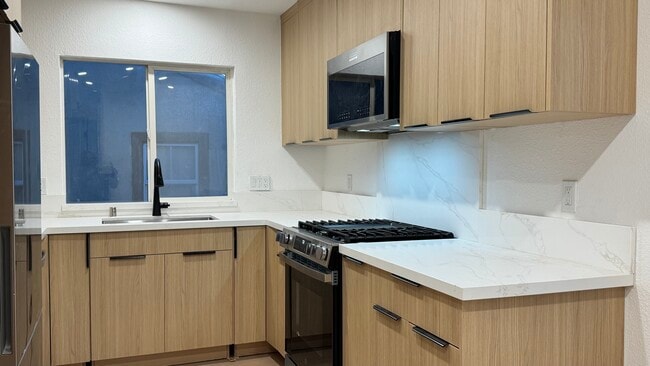 Building Photo - 3338 Ariel Joshua Ct