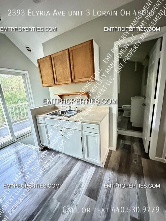 Photo - 2393 Elyria Ave Unit 3