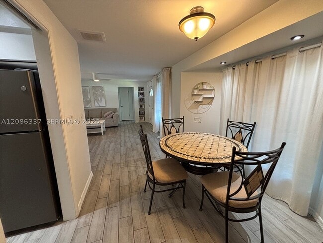 Photo - 1785 Birch Dr