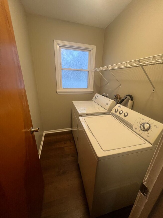 Photo - Coming Soon!! 3 Bedroom 1 Bath Southern View! House