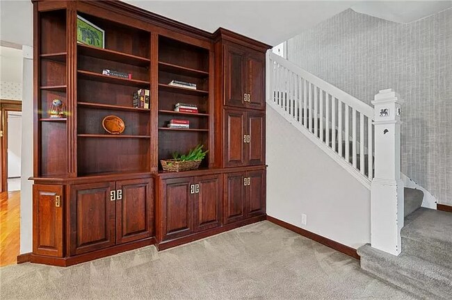 Photo - 5353 Beeler St