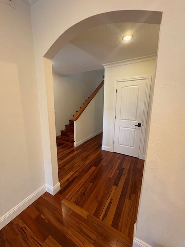 Photo - Los Gatos Family Townhome Ready for Move i...