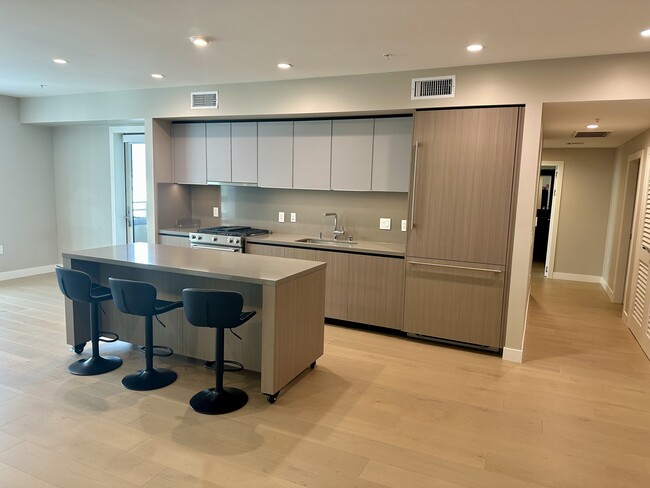 Photo - 39 S Los Robles Ave Unit 4009