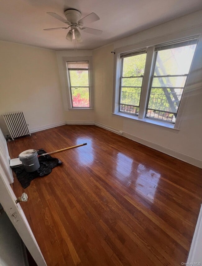 Photo - 43-40 42nd St Unidad 2F