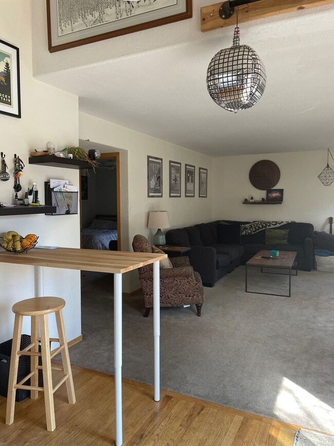 Photo - 2568 Vine Pl