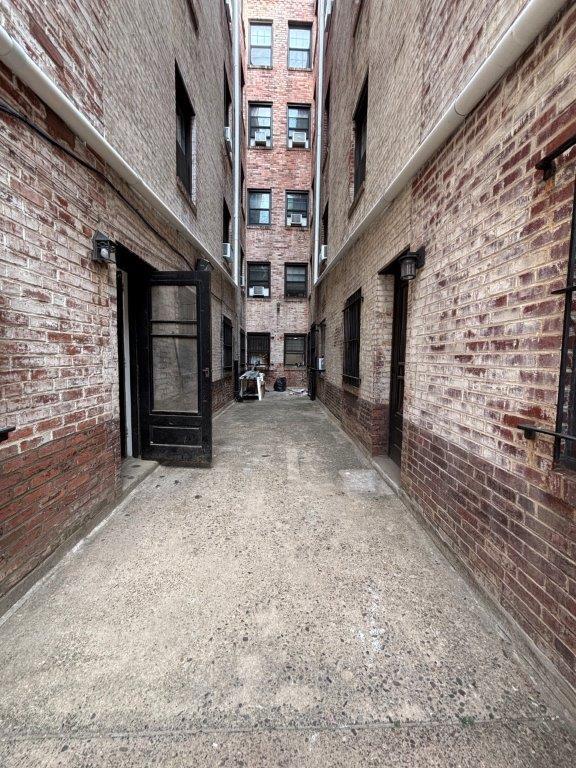 Photo - 2220 Spruce St