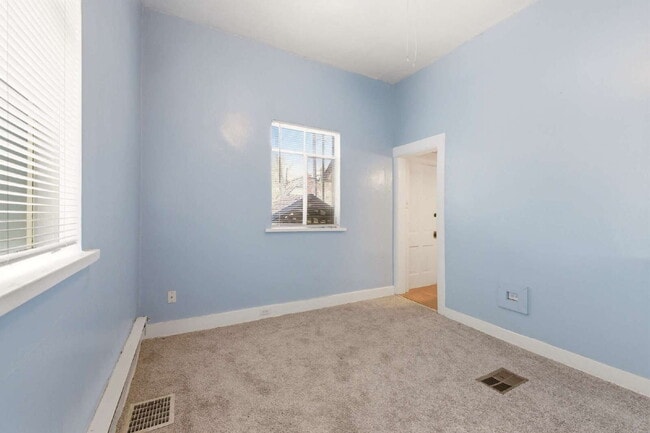 Photo - Cozy Studio in Charming Victorian Home in Baker District Unit #4