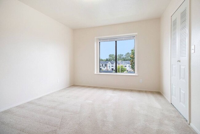 Pine Knoll Apartments