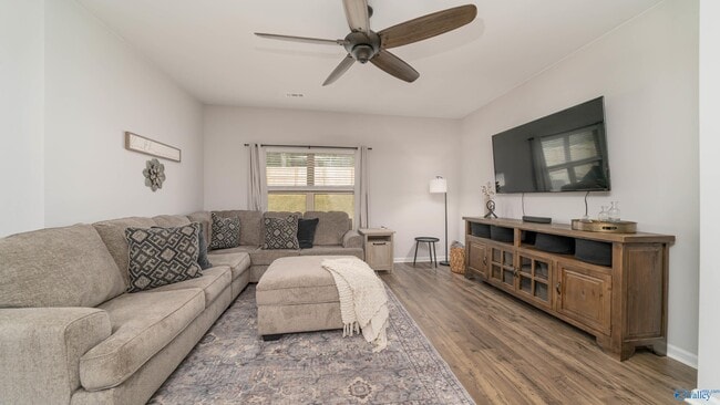 Photo - 115 Branton Ct