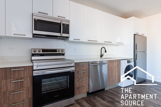 Photo - 941 W Carmen Ave Unit 507