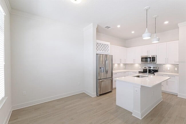 Photo - 1420 Lakefront Dr