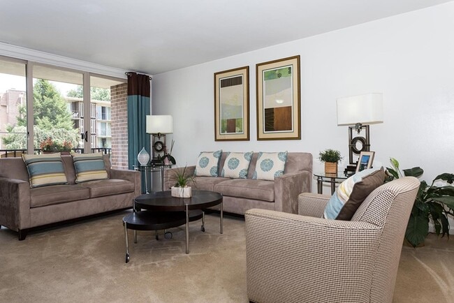 Photo - Strathmore House Apartments