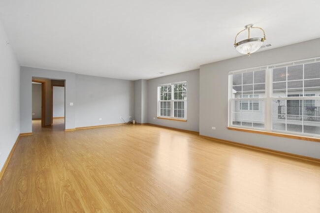 Photo - 680 Mill Cir