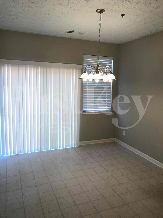 Photo - 114 Ellis Drive