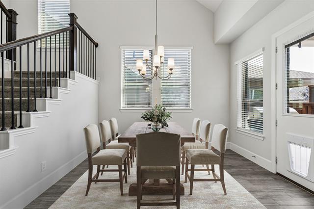 Photo - 1908 Roundtree Cir E
