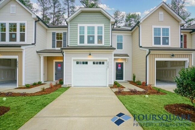 Building Photo - Spacious 3-Bed End- Unit Townhome with Mod...