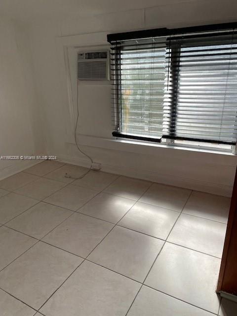 Photo - 2253 SW 16th St Apartment Unit 4