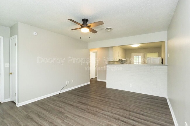Photo - 2180 Dugan St
