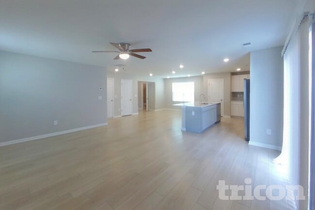 Photo - 1423 Penrith Ct