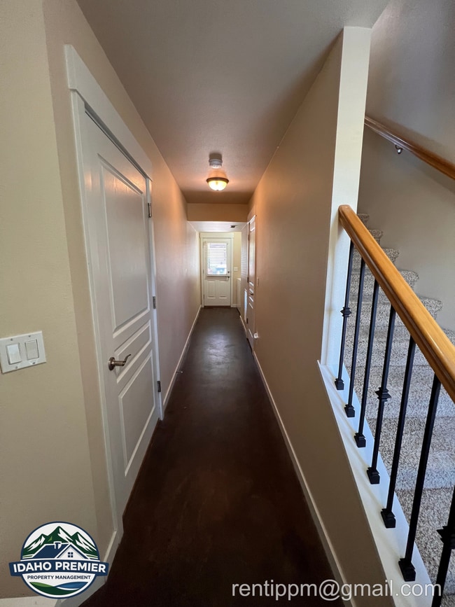 Photo - 8834 W Pine Valley Ln