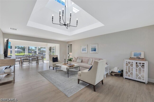 1925 Tarpon Rd