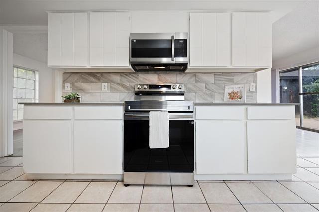 Photo - 2813 Raintree Dr