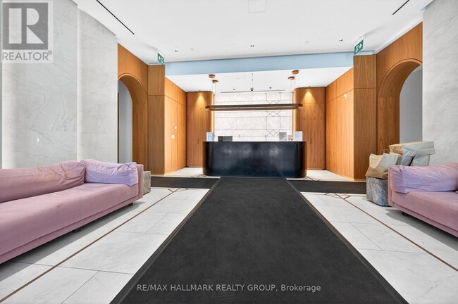 Photo - 560 Rideau St Unit 1405