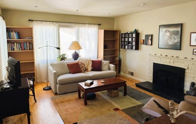 Photo - Anderson Unit A