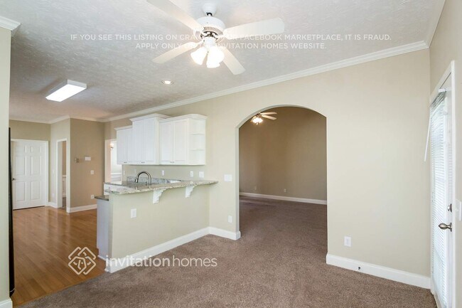 Photo - 479 Blue Creek Ln SW