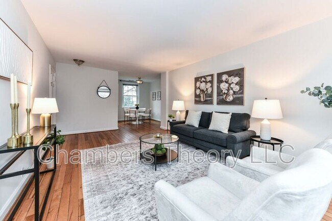 Photo - 3279 S Stafford St