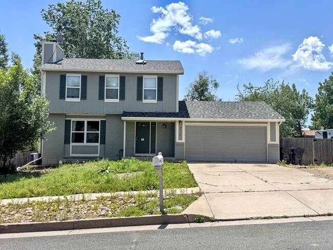 Photo - 2115 Rimwood Dr House