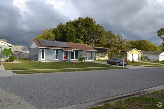 Building Photo - 3706 Mendocino St Rental