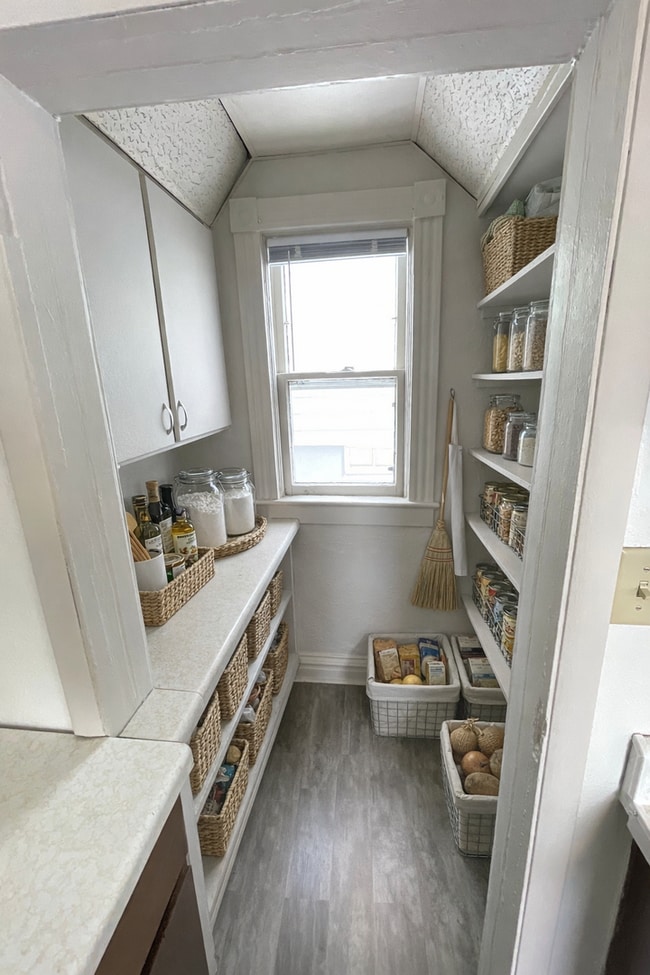 Photo - Coming Soon! -  3 Bed 1 Bath Home!