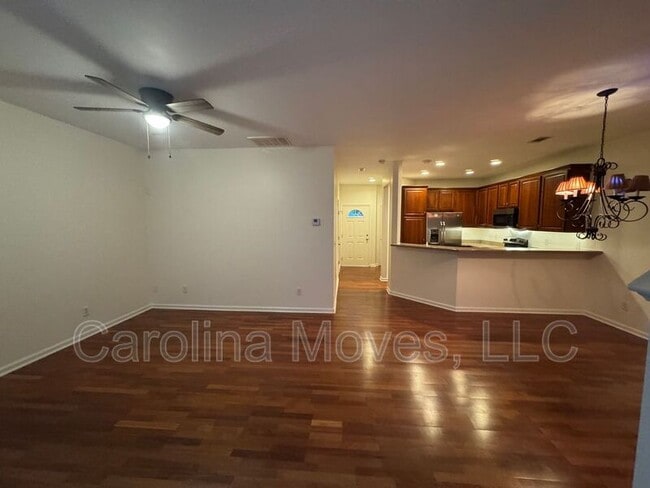 Photo - 121 Pine Walk Dr