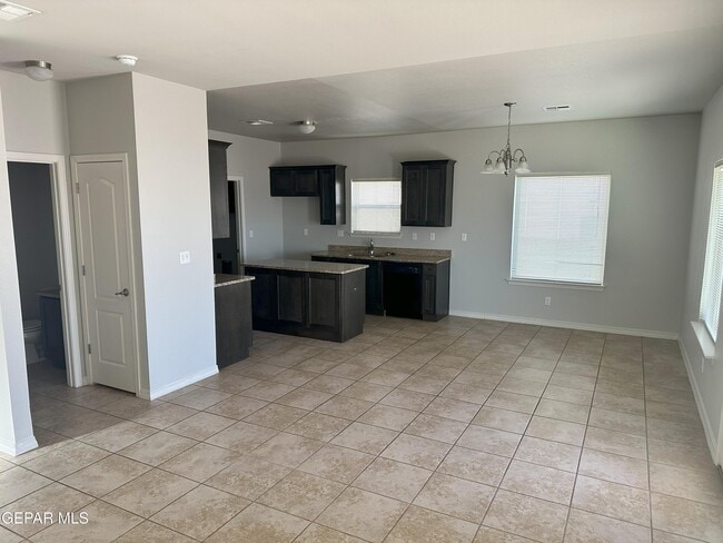 Photo - 3756 Loma Jacinto