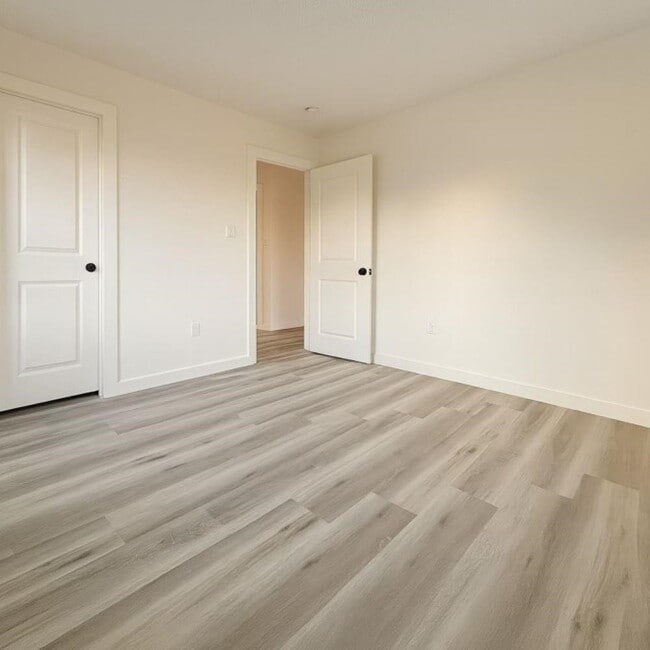 Photo - 1311 Kingston Dr Unit C